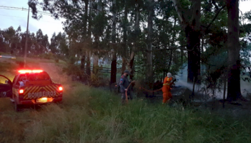 Ministério Público garante aos bombeiros de Canoinhas kit pick-up