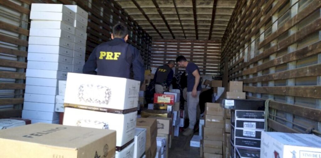 R$ 842 mil em vinhos importados irregularmente são aprendidos na 116