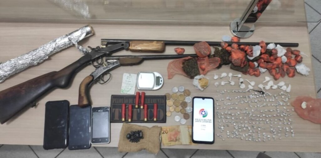 PM prende 2 homens e uma mulher acusados de tráfico em Major Vieira