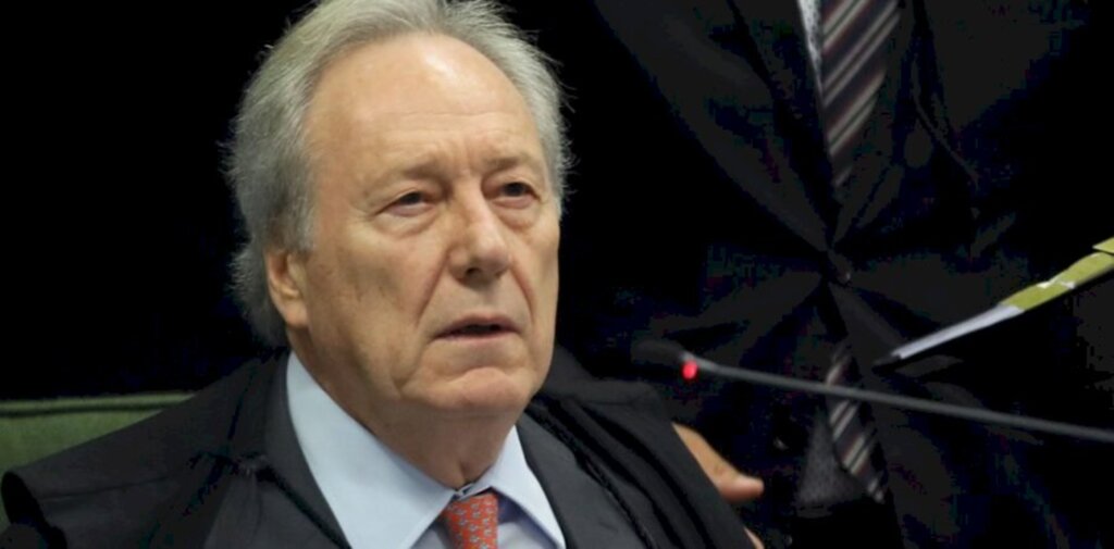  - Ministro Ricardo Lewandowski durante sessão da 2ª turma do STF/Arquivo