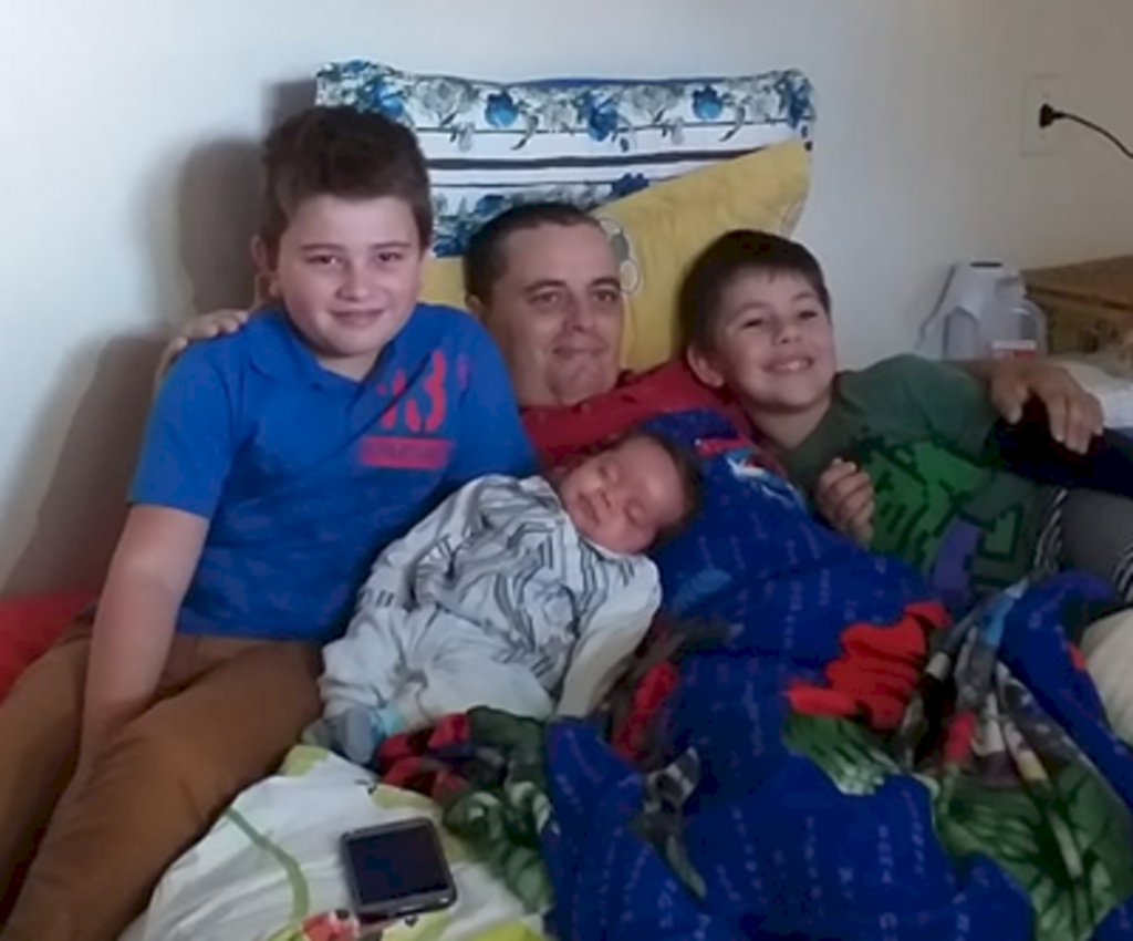 Família canoinhense pede ajuda para custear despesas com cirurgia