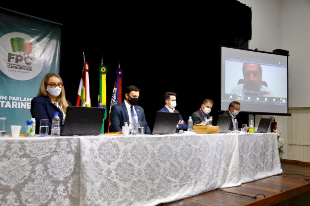 Presidente da Alesc prega união para superar crise da Covid-19