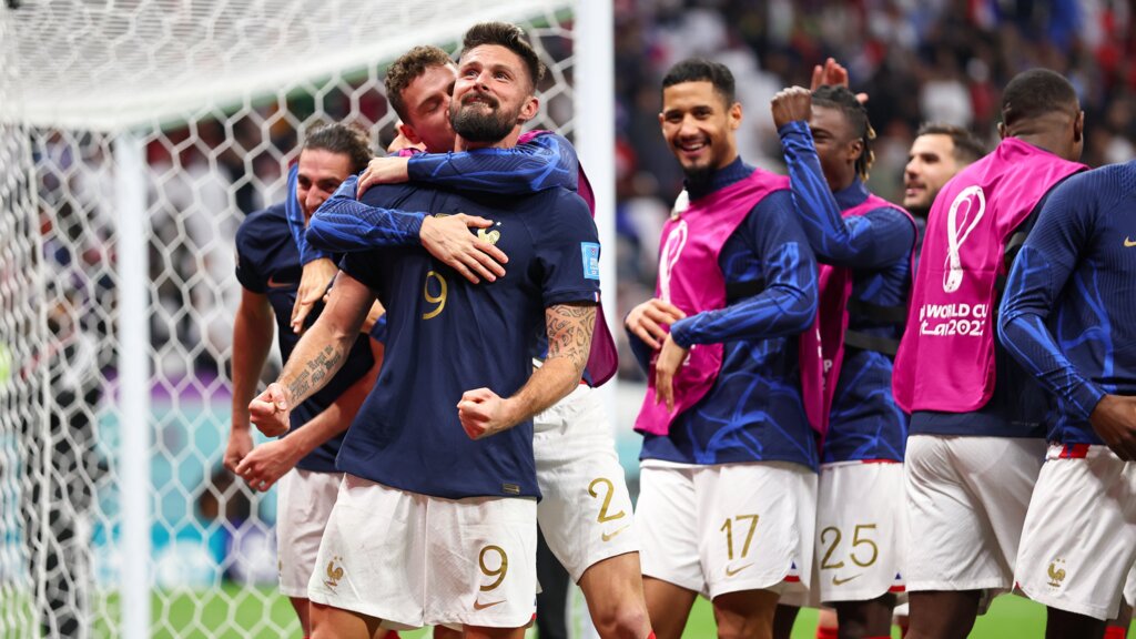 Após feito histórico de Marrocos, França bate Inglaterra e também está na semifinal