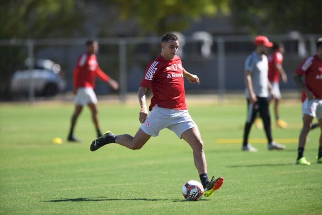 Ramírez comanda trabalhos técnicos e táticos