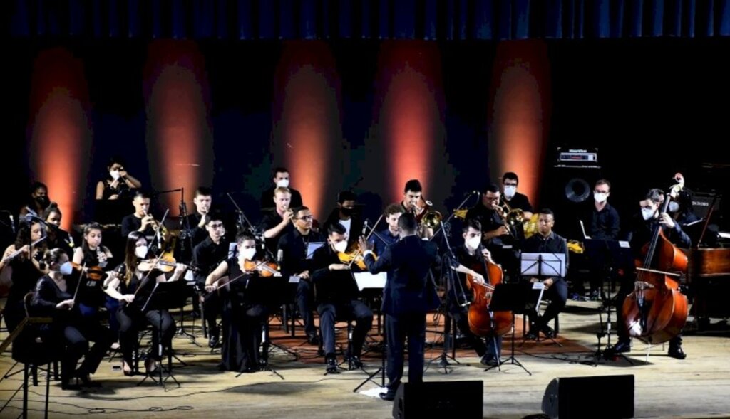Apresentação da Orquestra de Santa Maria encerra da 52ª Semana de Cachoeira