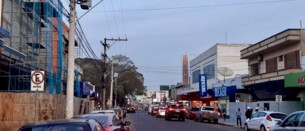 Obras das lojas Renner e Pernambucanas avançam em Cachoeira