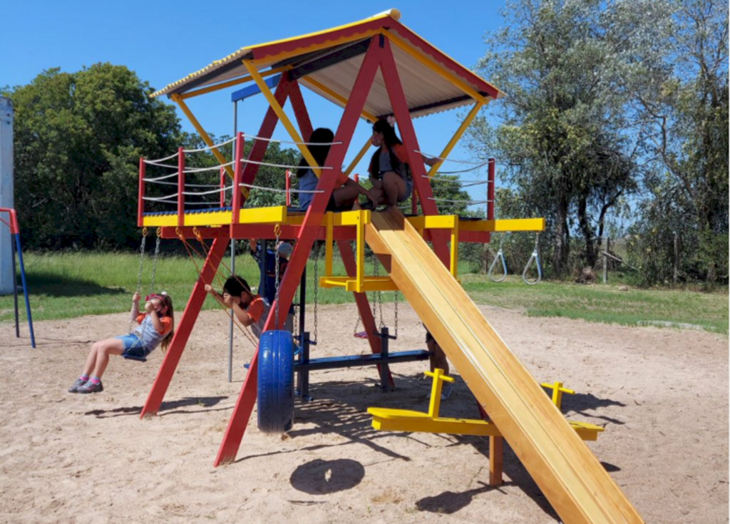 Mariane Zamberlan/Especial FS - Revitalização de praça de escola contemplada pelo Fundo Social em 2021