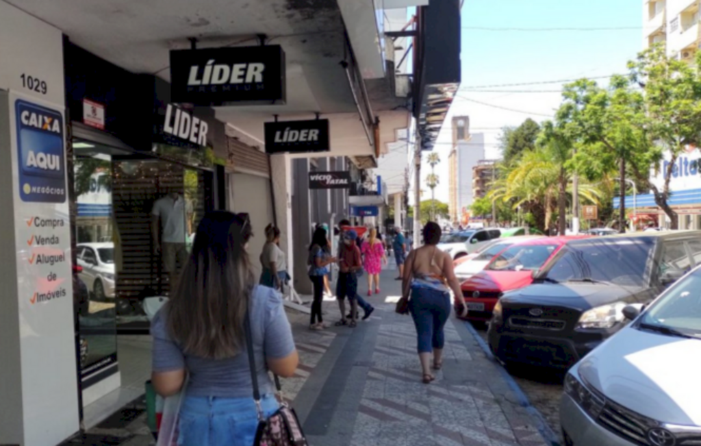 Niela Bittencourt - Aciba defendeu que fim dos auxílios e inflação resultaram no endividamento