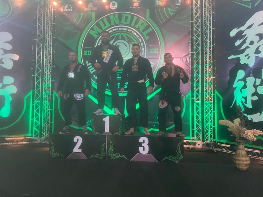 Atleta de Garopaba fica em 3º lugar no mundial de jiu-jitsu