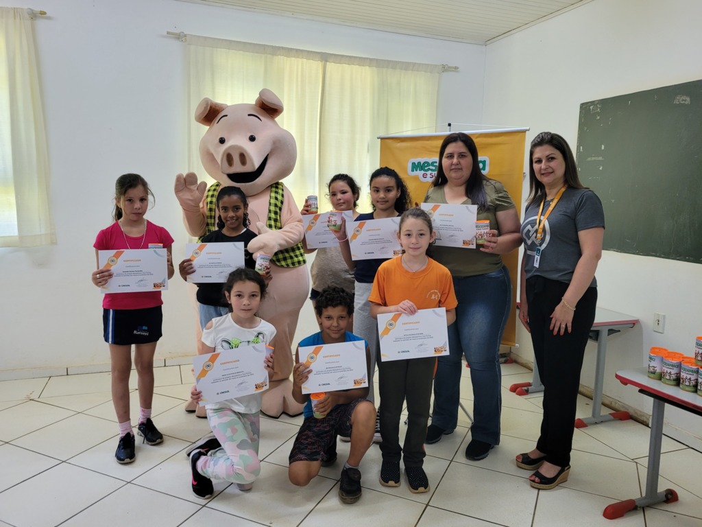 Cresol Planalto Serrano realiza certificações do Projeto Mesadinha e Sua Turma