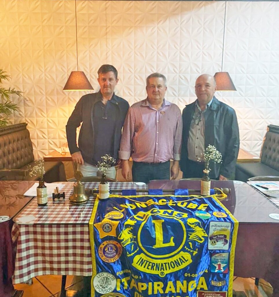 Lions Clube de Itapiranga empossa nova diretoria