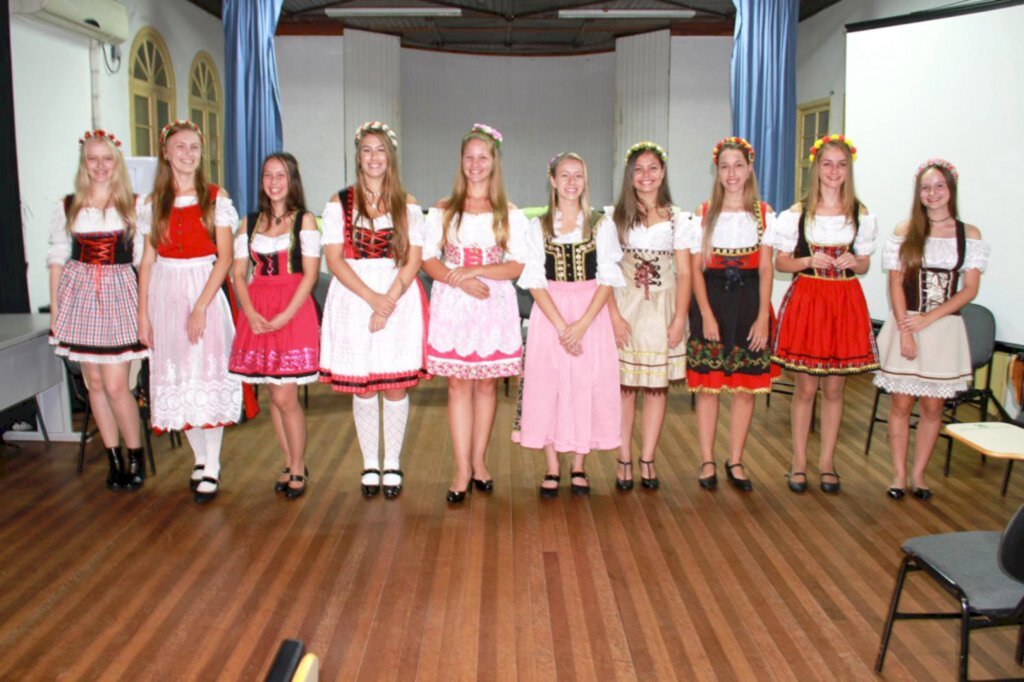 Homologadas as candidatas à rainha e princesas da 43ª Oktoberfest