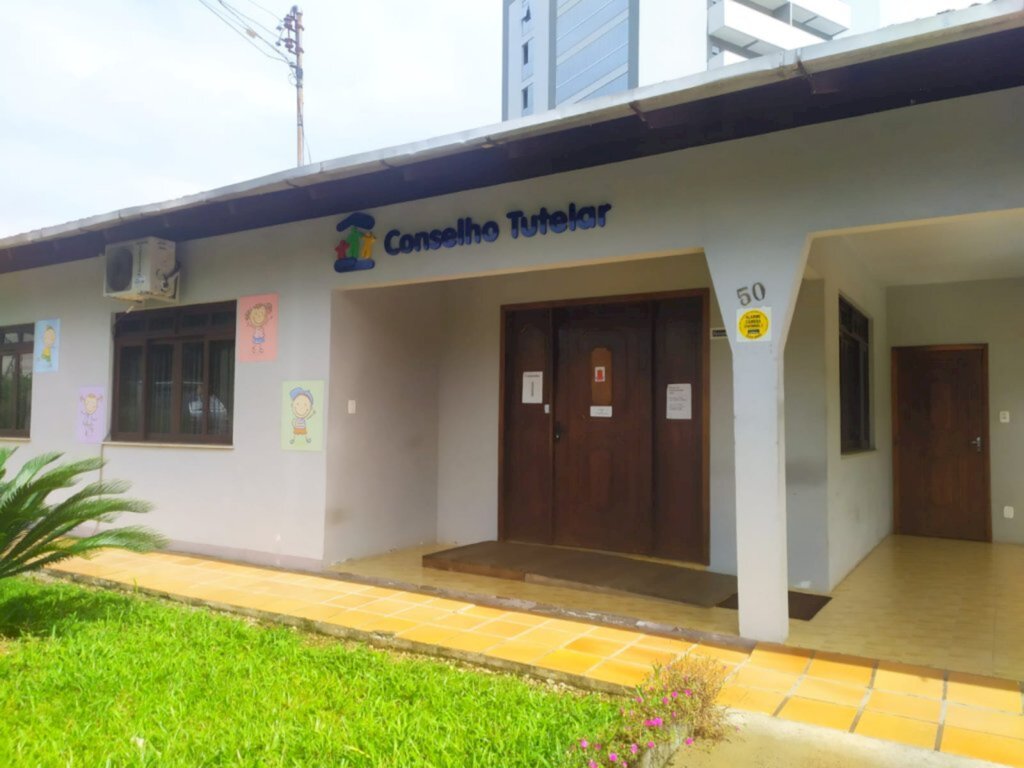 Conselho Tutelar de Indaial alerta pais sobre casos de pedofilia virtual