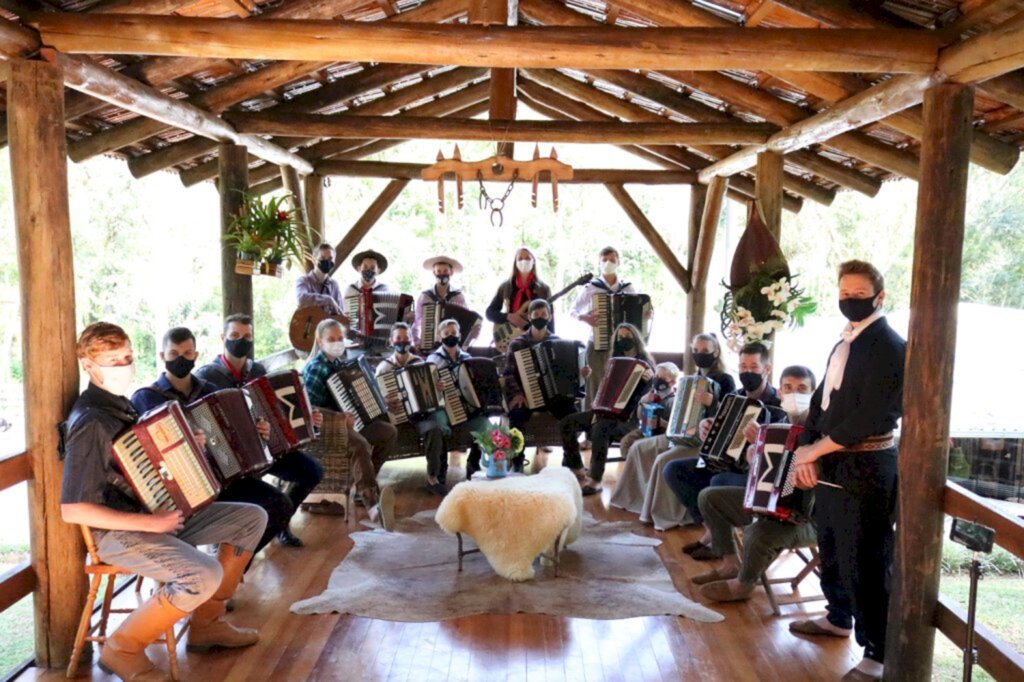 Orquestra Sanfônica presta homenagem para o Dia do Gaúcho e Semana Farroupilha