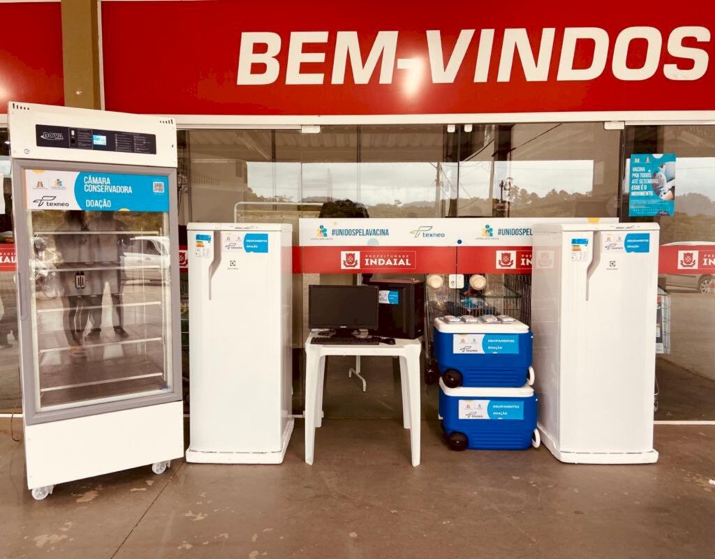 Indaial recebe doação de equipamentos para a campanha de vacinação contra a Covid-19