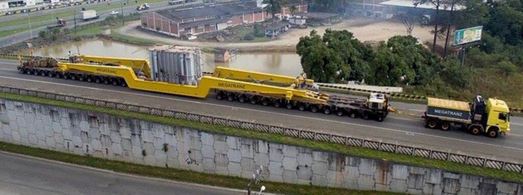 Escolta de transformador causará lentidão na BR 470 neste sábado