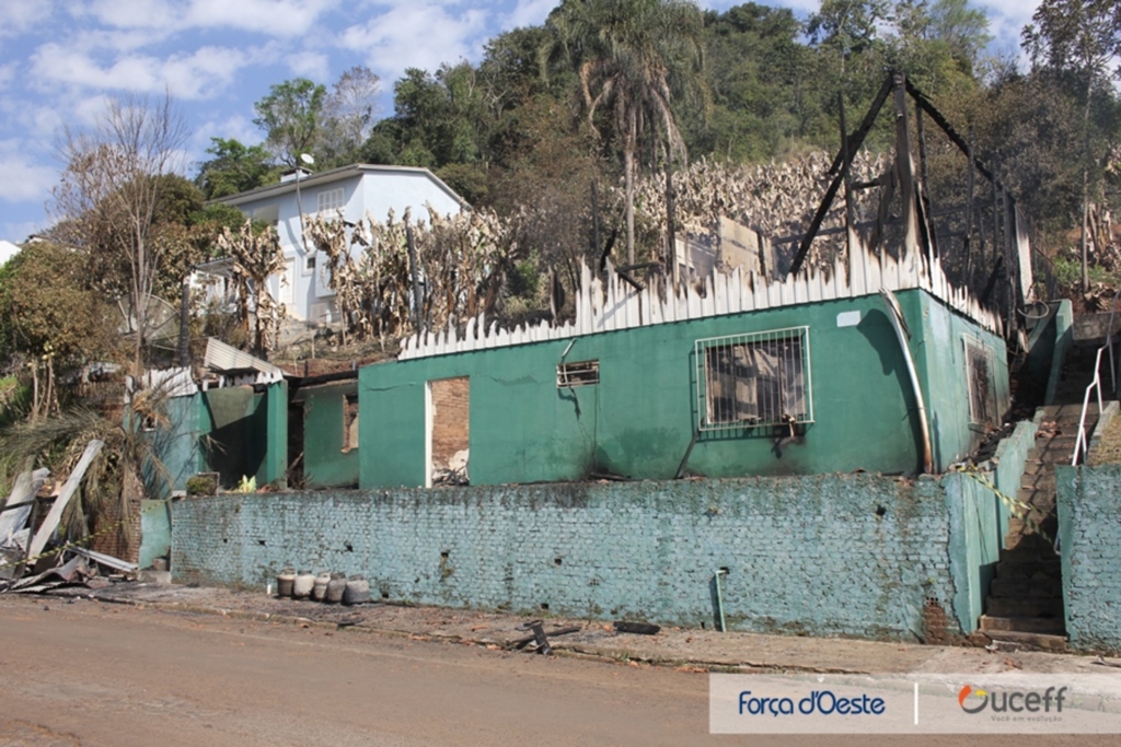  - Residência no dia seguinte ao incêndio