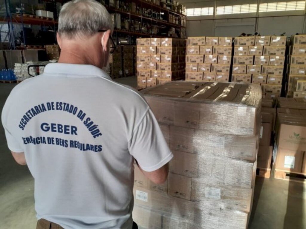Estado distribui 20 mil testes rápidos, 3 milhões de pares de luvas e 50 mil máscaras