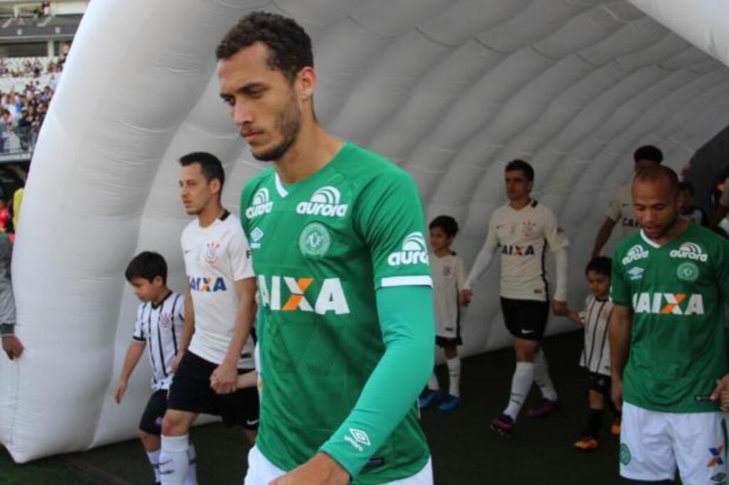 Chapecoense - Neto voltará ao Brasil nesta quinta-feira