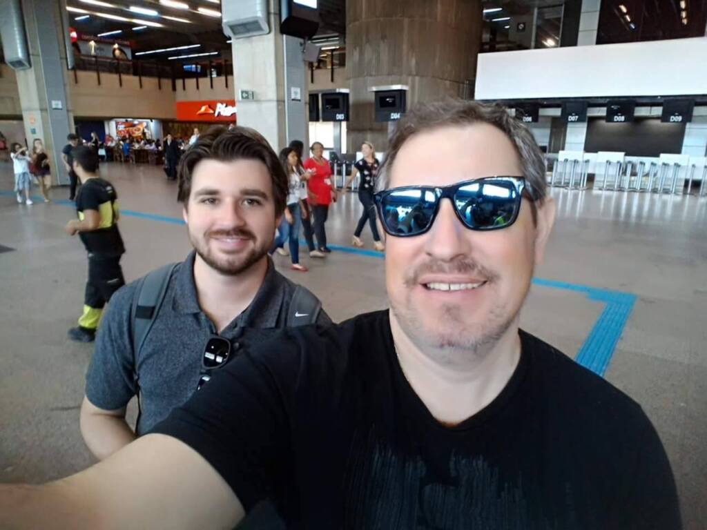 Arquivo Pessoal - Renan Angolin (E) e Rafael Henzel (D) eram colegas de trabalho, além de tudo, grandes amigos