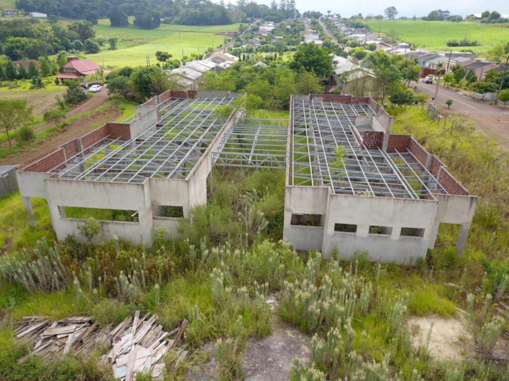 Governo lança edital para conclusão da creche em La. Santa Fé Alta