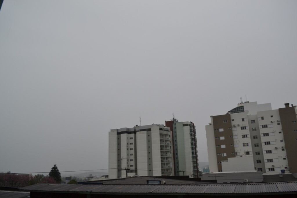 Fim de semana em SC tem chuva, frio intenso e chance de neve