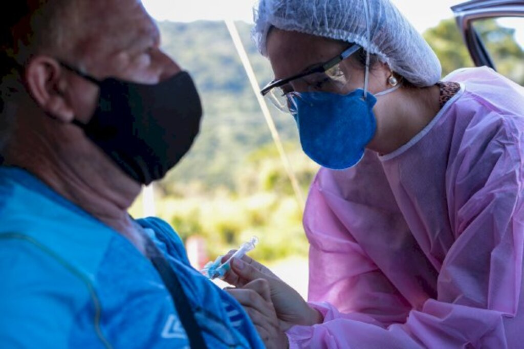 Santa Catarina aplicou mais de 1 milhão de doses da vacina em junho