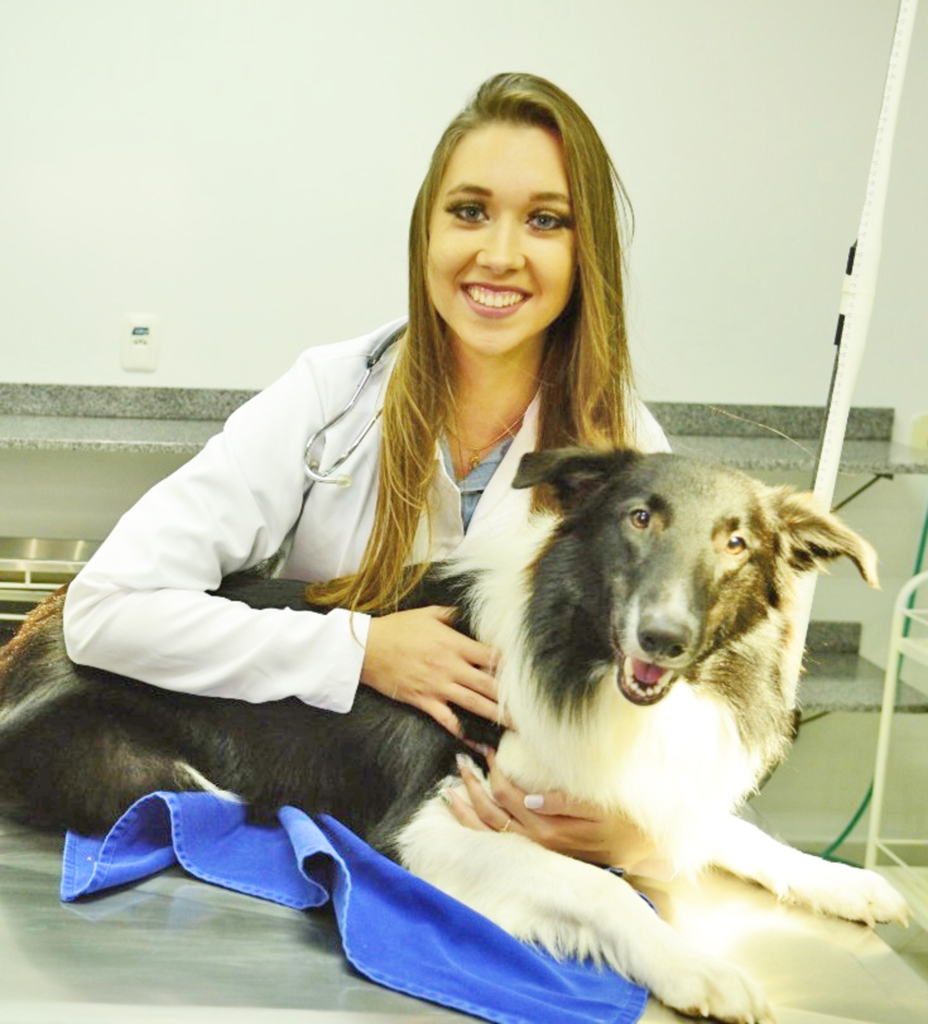 Médica Veterinária Kelly Scholz atende Pet's à domicílio em Itapiranga