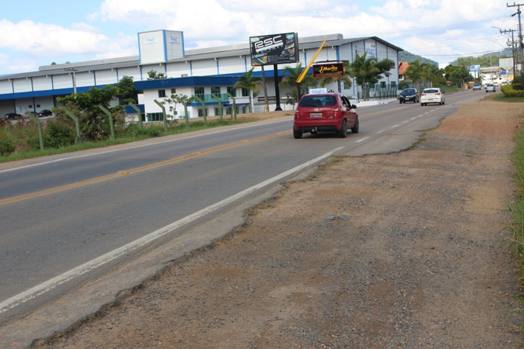 Janaina Possamai - A SC-477 é a única rodovia estadual a cortar o perímetro urbano do município
