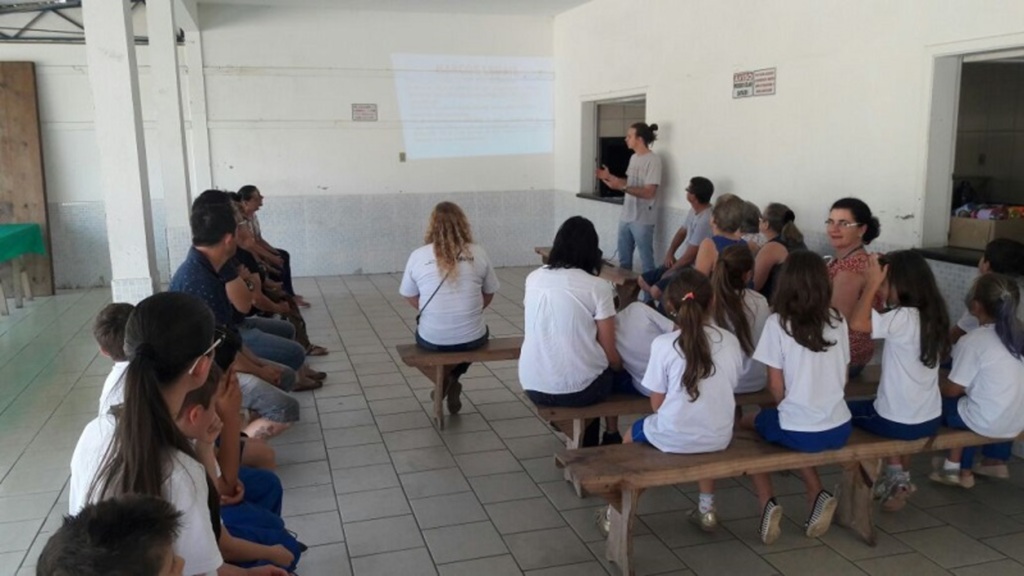 Cras Nações realiza encontro com idosos beneficiários de prestação continuada