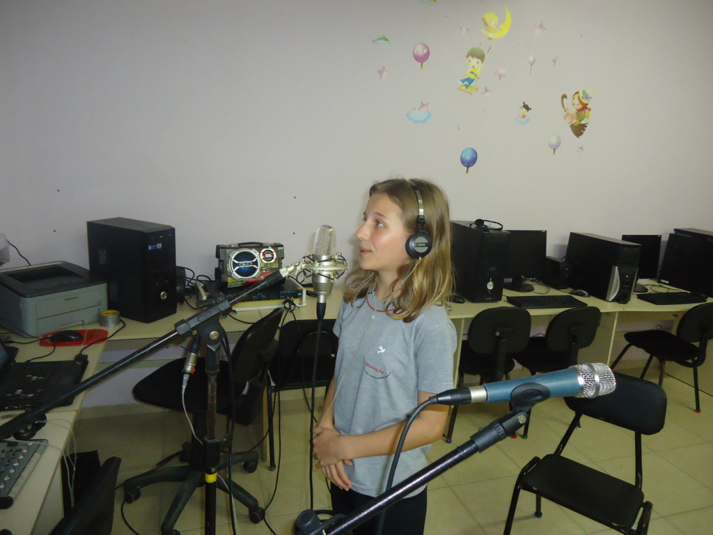 Alunos criam música no ambiente escolar