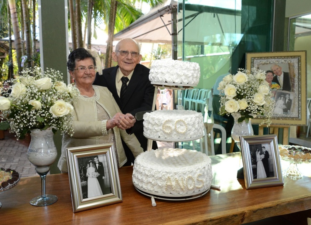 Beto fotografias - Eunice e Estanislau casaram-se no dia 20 de julho de 1957, juntos tiveram cinco filhos e sete netos