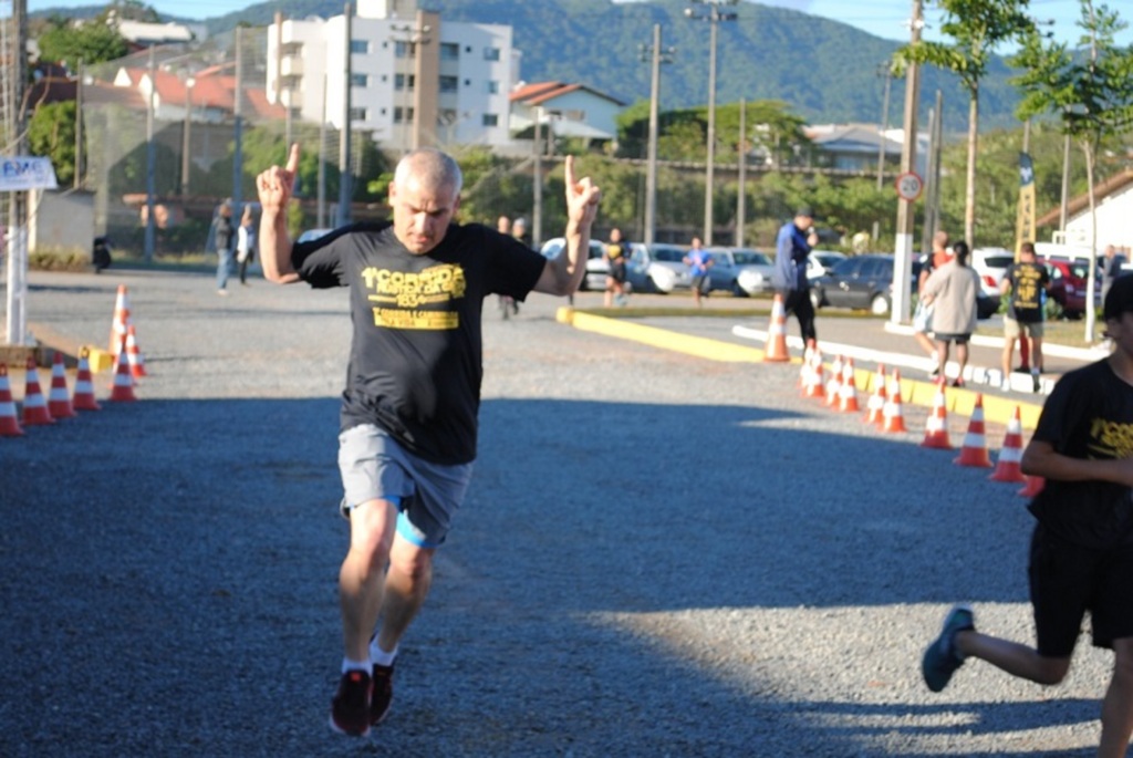 Domingo de muito esporte