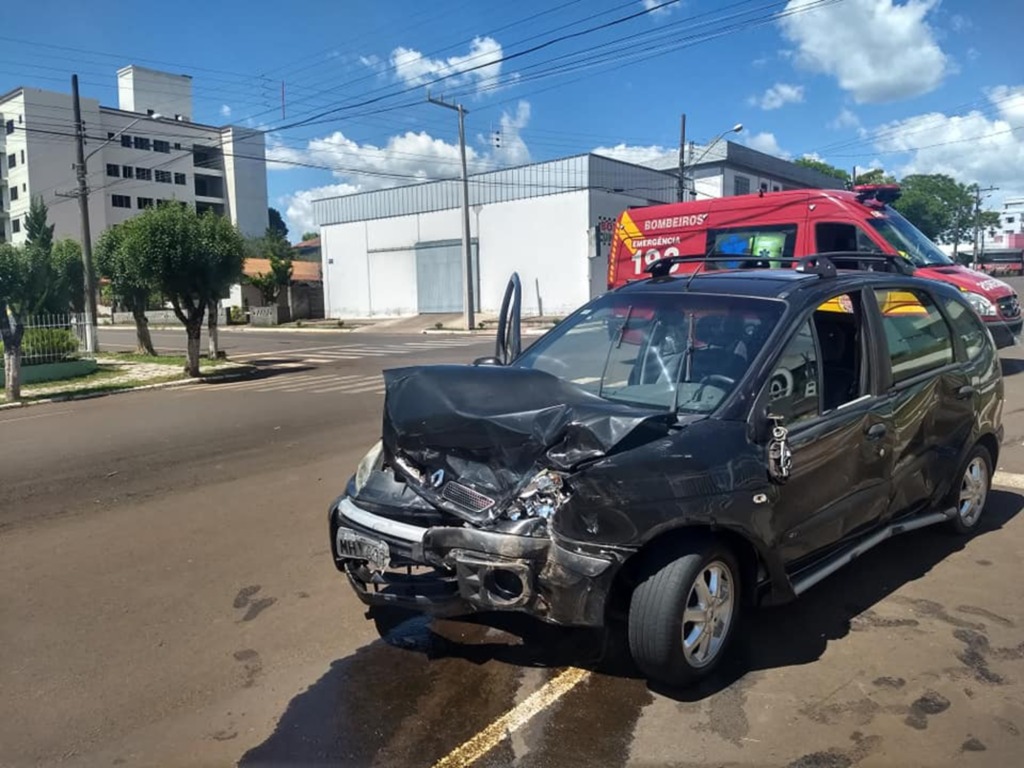 Rádio Centro Oeste - 