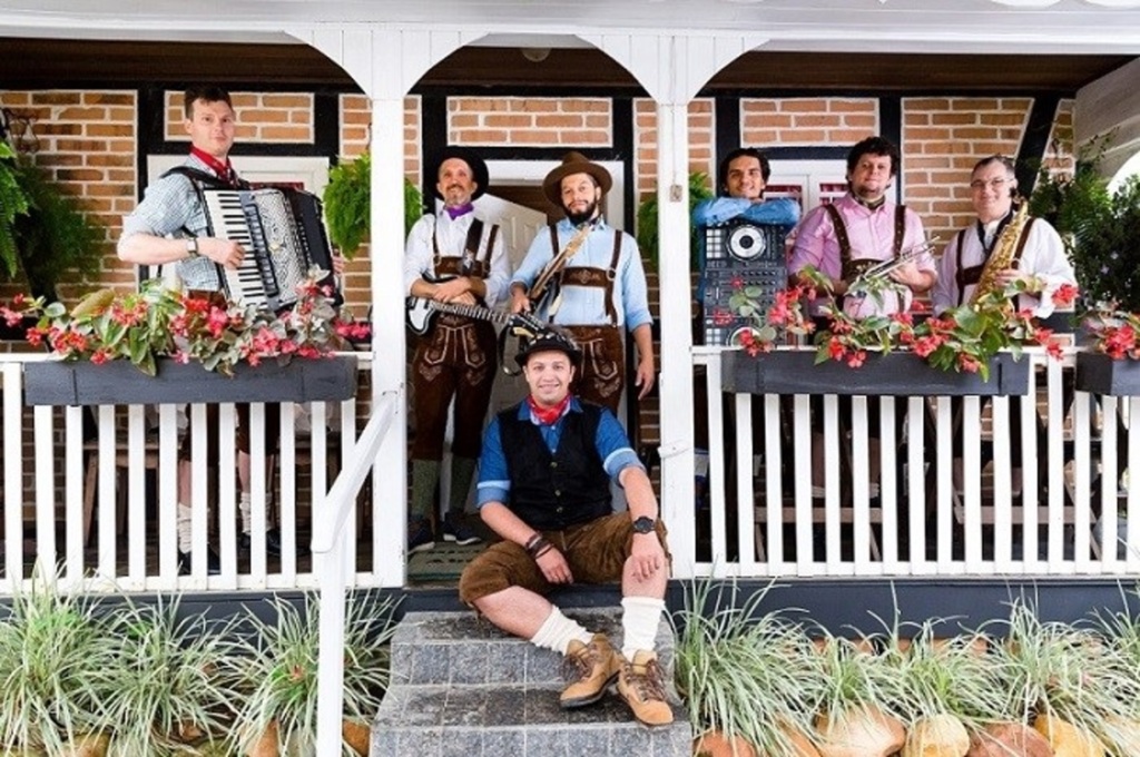 Hochsollerleben Band promete ser a sensação da Oktoberfest 2017
