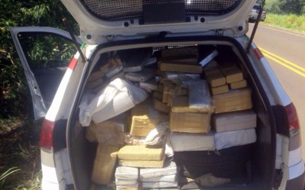 Maconha é apreendida em veículo, em Santa Terezinha do Progresso