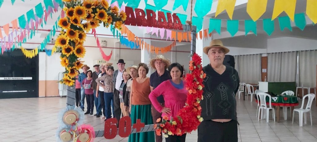 Festa junina da Melhor Idade acontecerá no Salão Paroquial