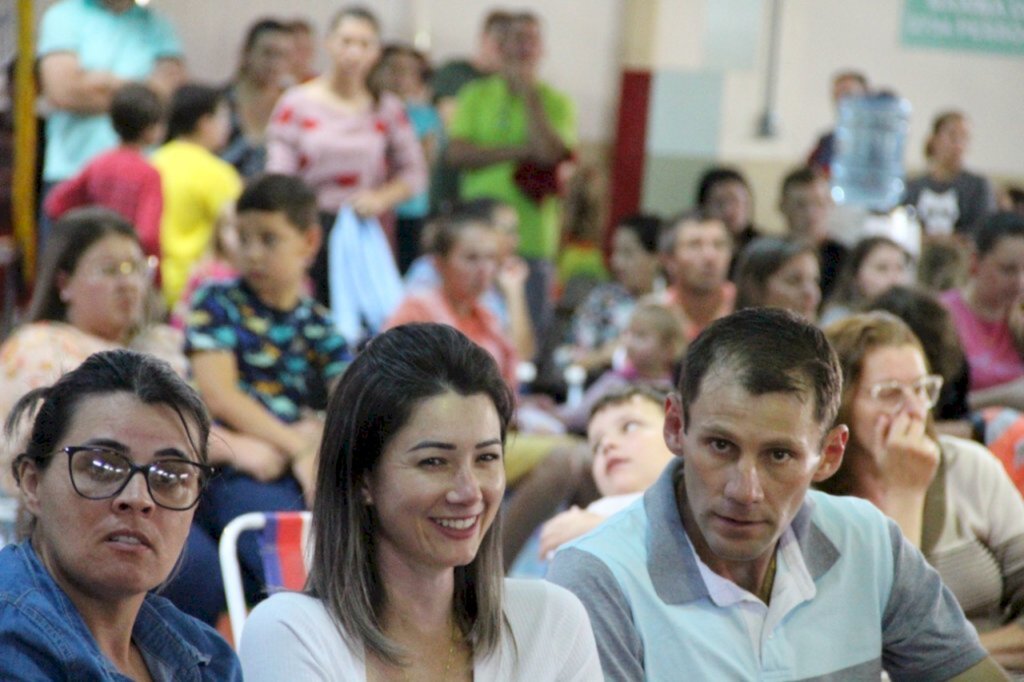 Serra Alta comemora o Dia da Família na Escola