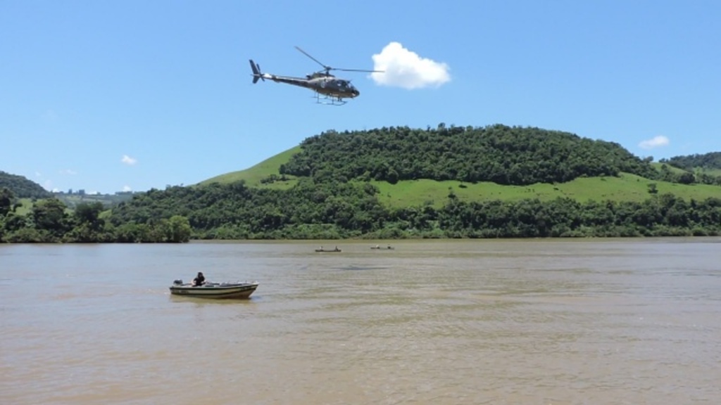 Polícia Militar Ambiental fiscaliza pesca ilegal