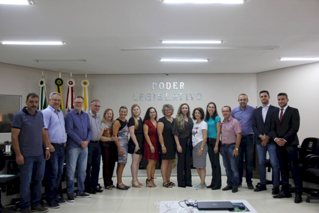 Novas conselheiras tutelares são empossadas