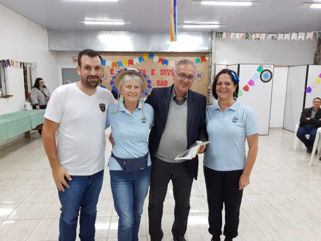 Pinhalzinho realiza encontro internacional de grupos folclóricos venetos