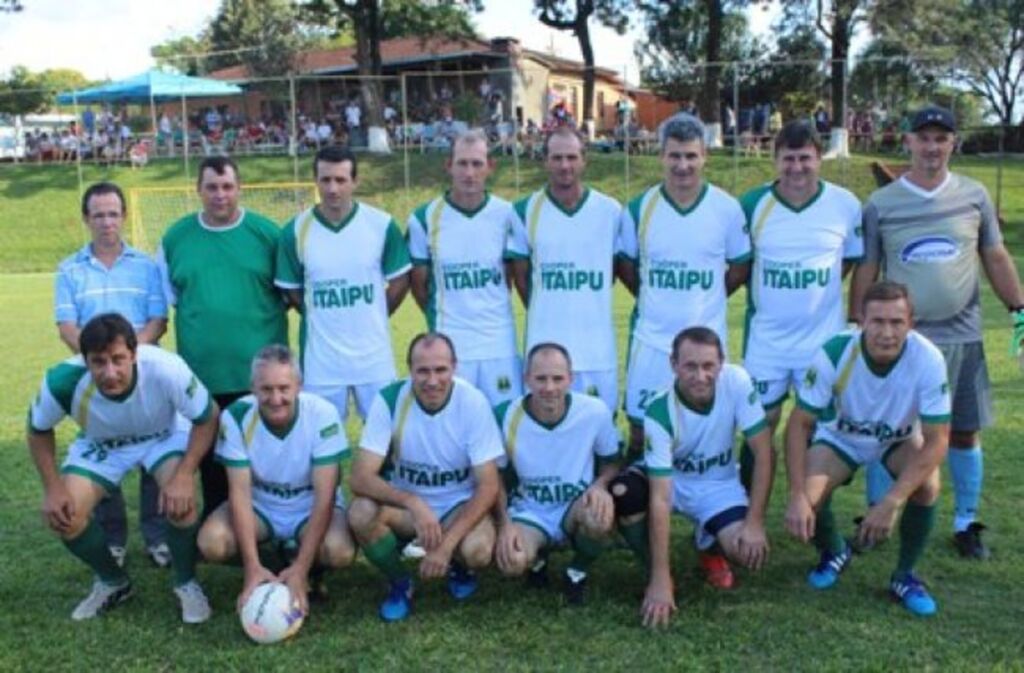 Finais do Campeonato Municipal de Futebol Suíço de Pinhalzinho acontecem nesta sexta-feira (29)