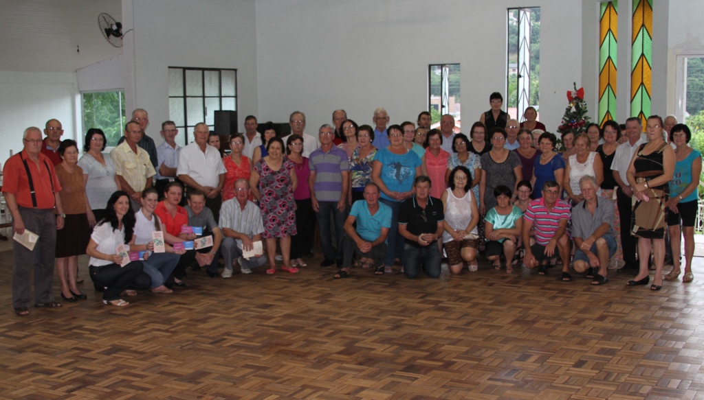Nasf de Saudades realiza atividade com os idosos da sede