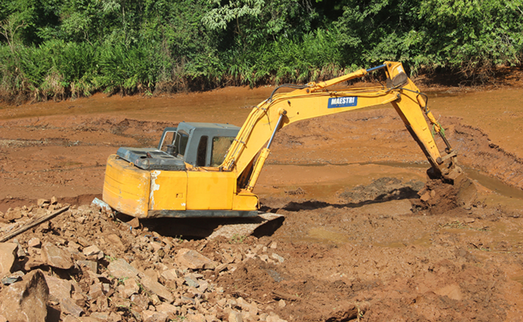  - Limpeza da barragem deve ser concluída nesse final de semana