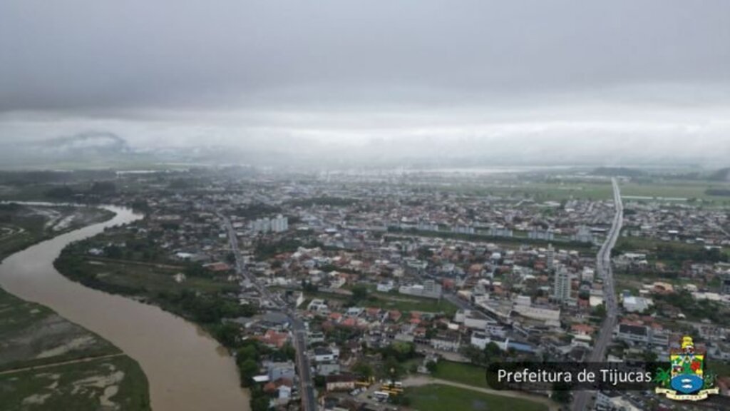 Semana ainda deve ser de chuva na região