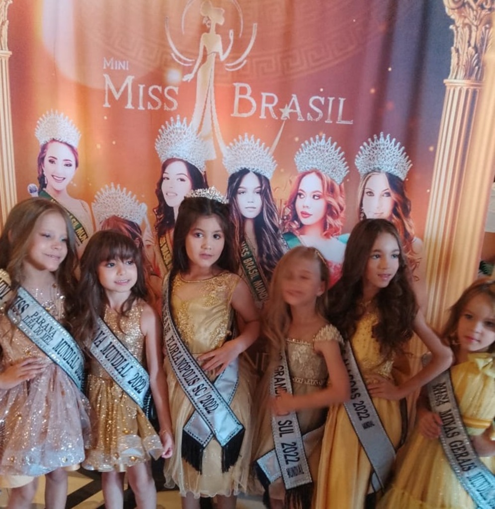 Mini Miss correia-pintense fez bonito em Porto Alegre