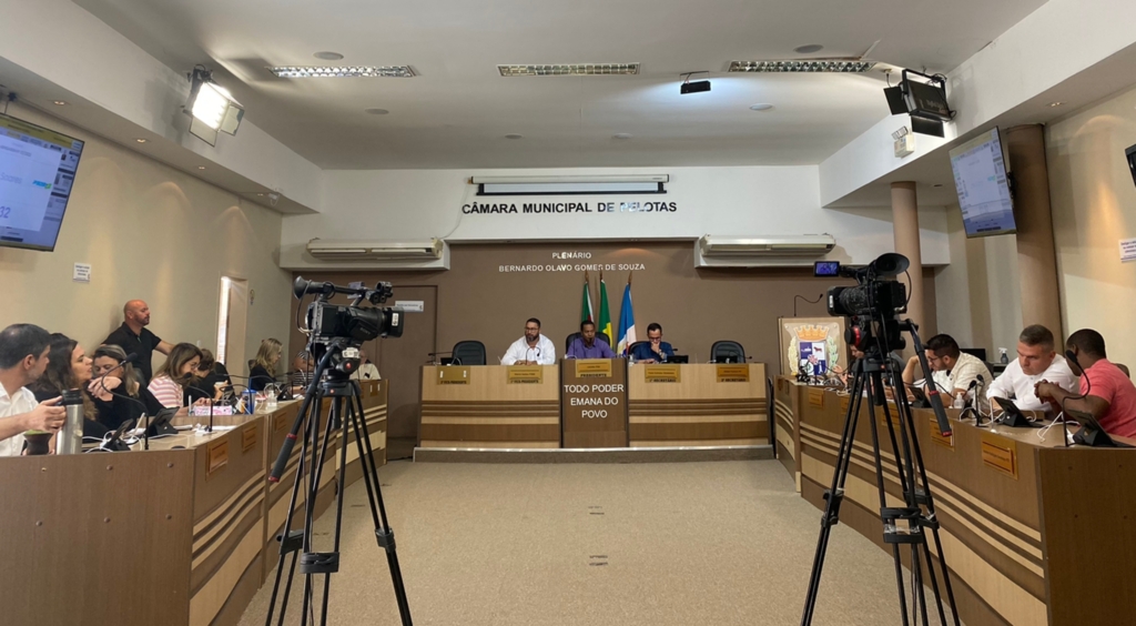 Foto: Rafaela Rosa - DP - Orçamento de R$ 1,9 bilhão terá 187 emendas impositivas