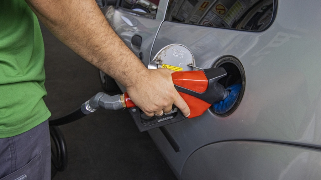 Foto: Volmer Perez - DP - Com imposto, gasolina deve subir 69 centavos