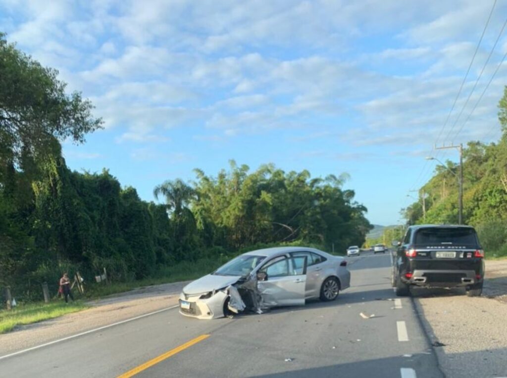 Acidente e fila de 6 km: saiba como está o trânsito nas rodovias de SC na manhã desta sexta