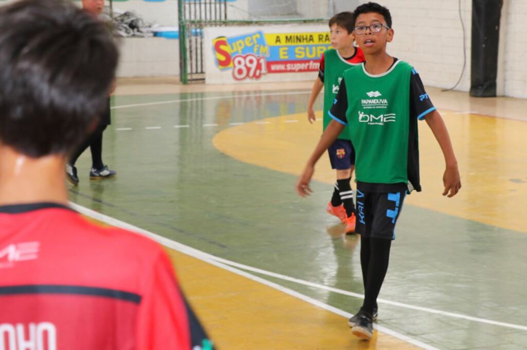 Campeonato interno encerra as atividades da escolinha de futebol do DME